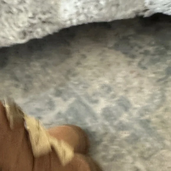 UGG Kids Tan bailey Boots with Starry Bow - Picture 8 of 9